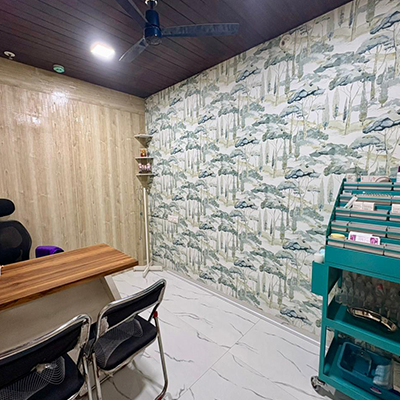 Dr. Daksha Mandhaniya Chamber
